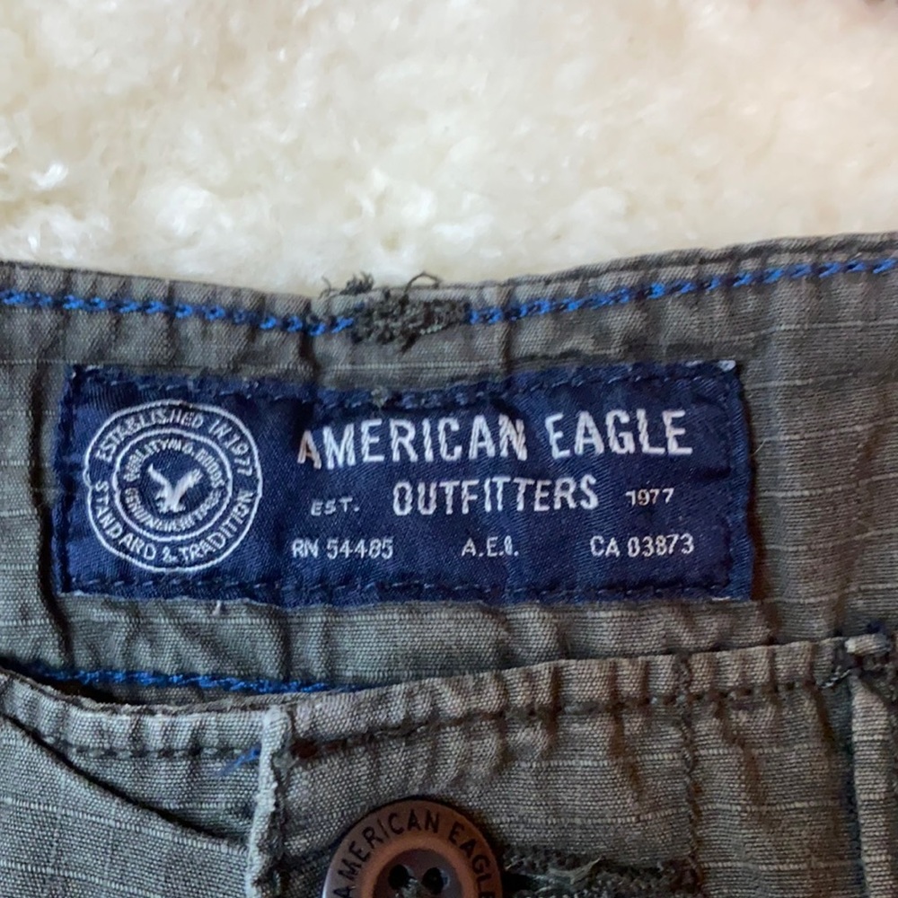 American Eagle cargo shorts
